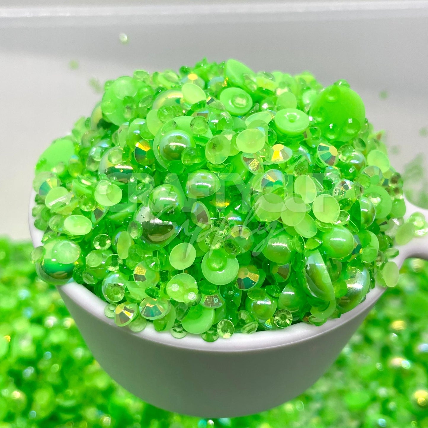 Oogie Glow In The Dark - Pearl & Rhinestone Mix (28g)