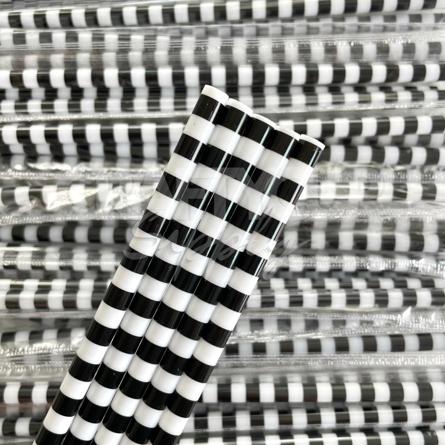 Black Stripe Straw